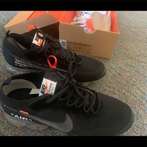 Off-white vapormax